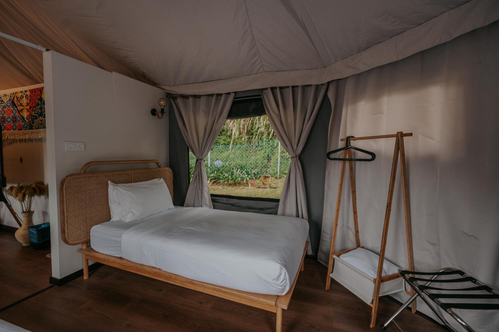 Kmah Parkland With Outdoor Jacuzzi Luxury tent Brinchang